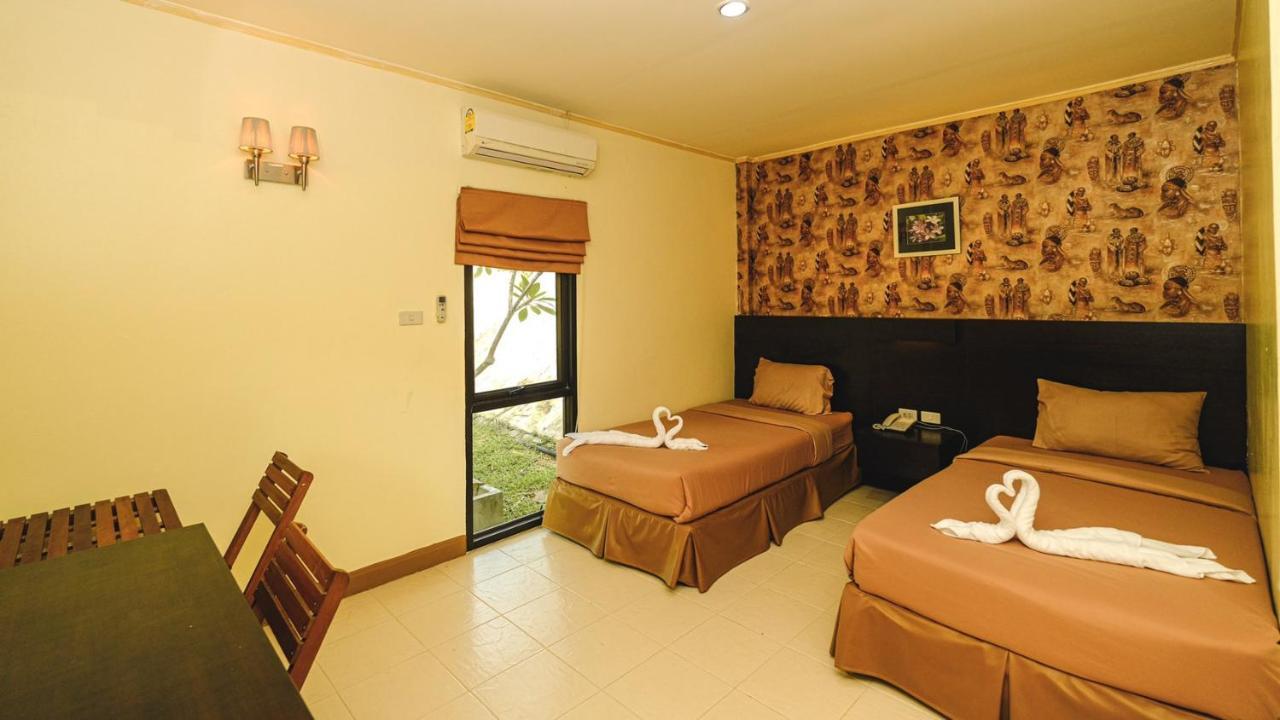 Hotel Spm Residencia Si Racha Exterior foto