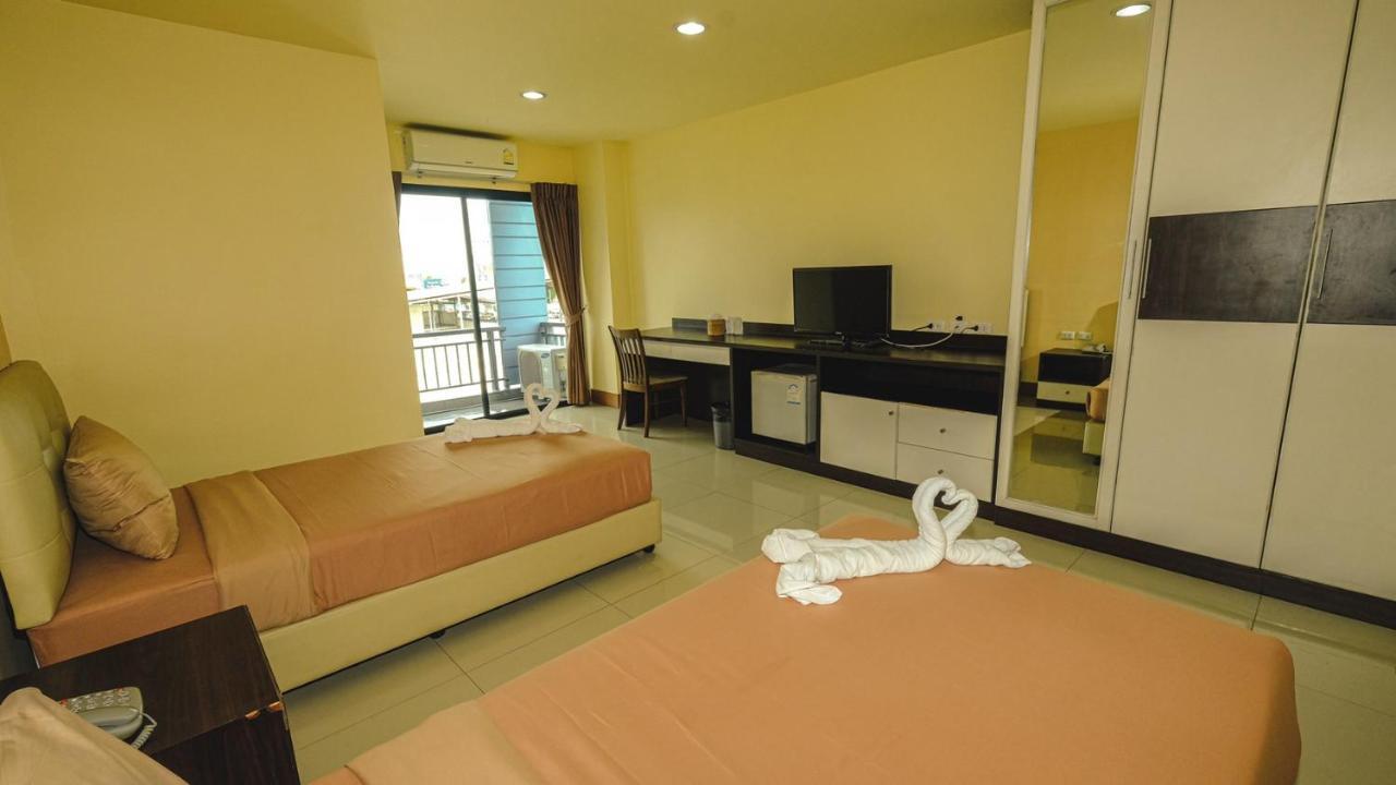 Hotel Spm Residencia Si Racha Exterior foto