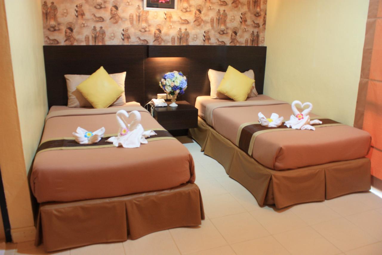 Hotel Spm Residencia Si Racha Exterior foto