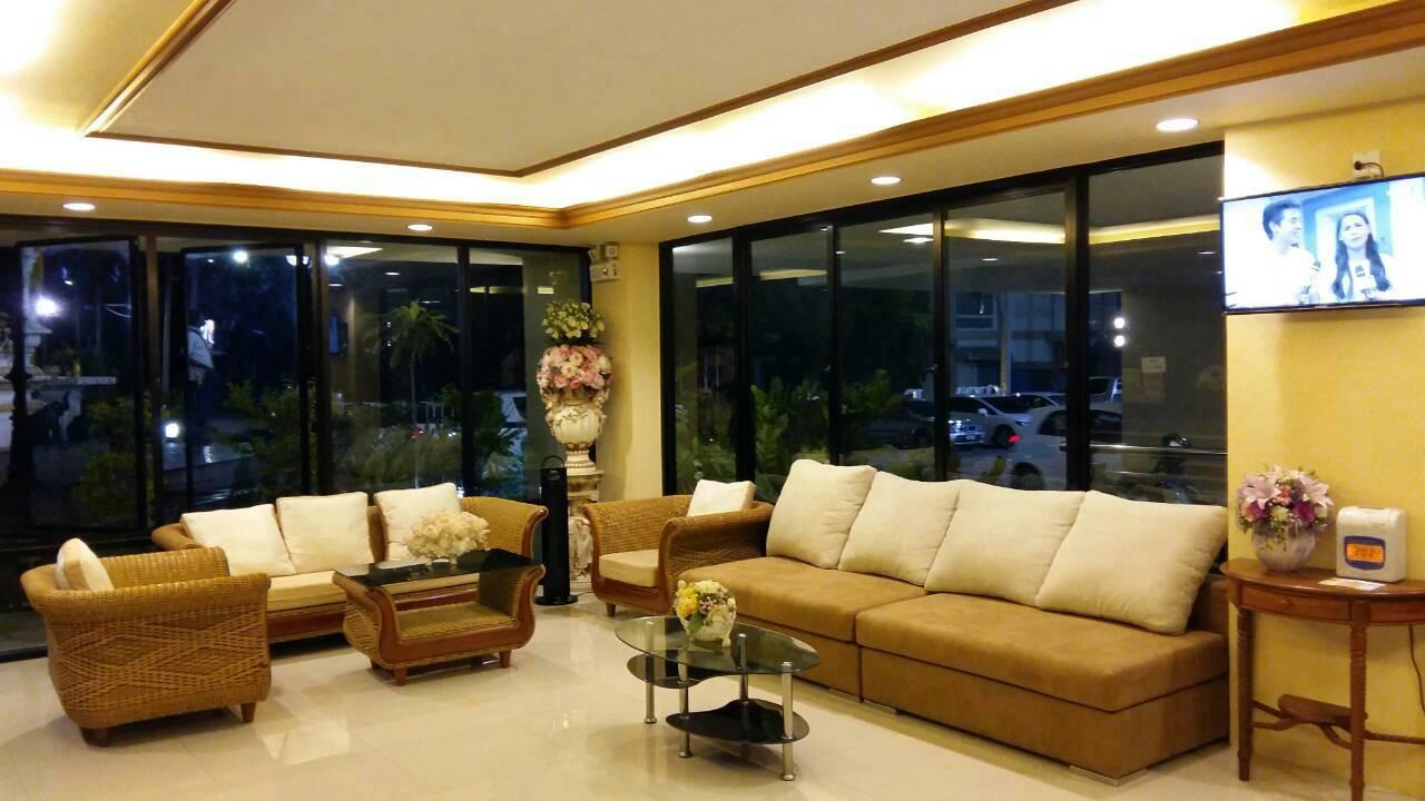Hotel Spm Residencia Si Racha Exterior foto