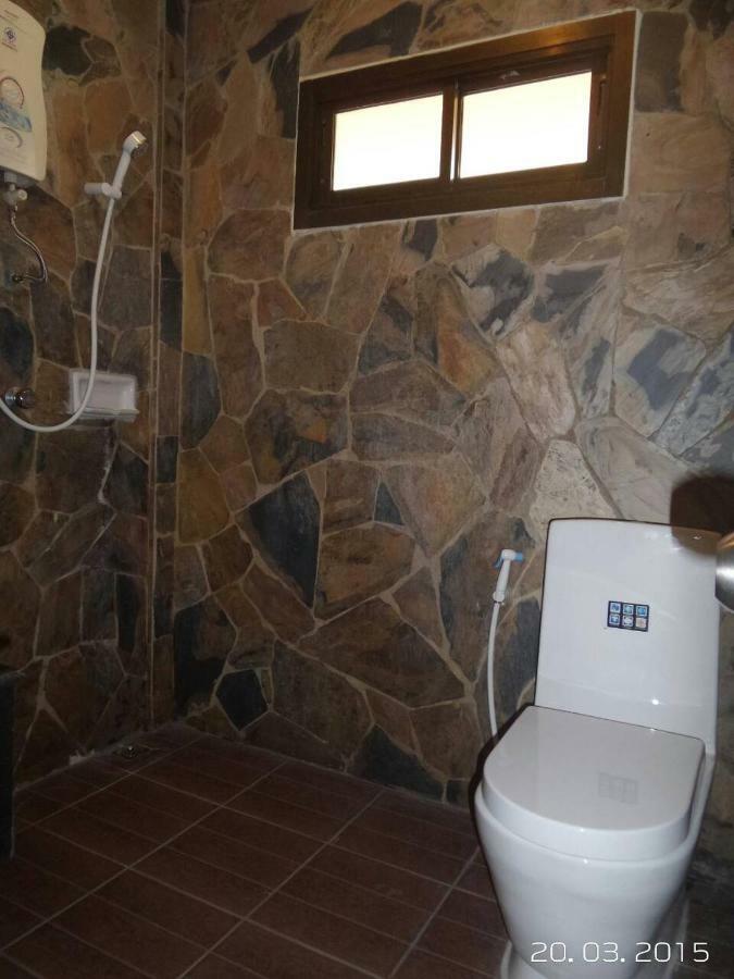 Hotel Spm Residencia Si Racha Exterior foto