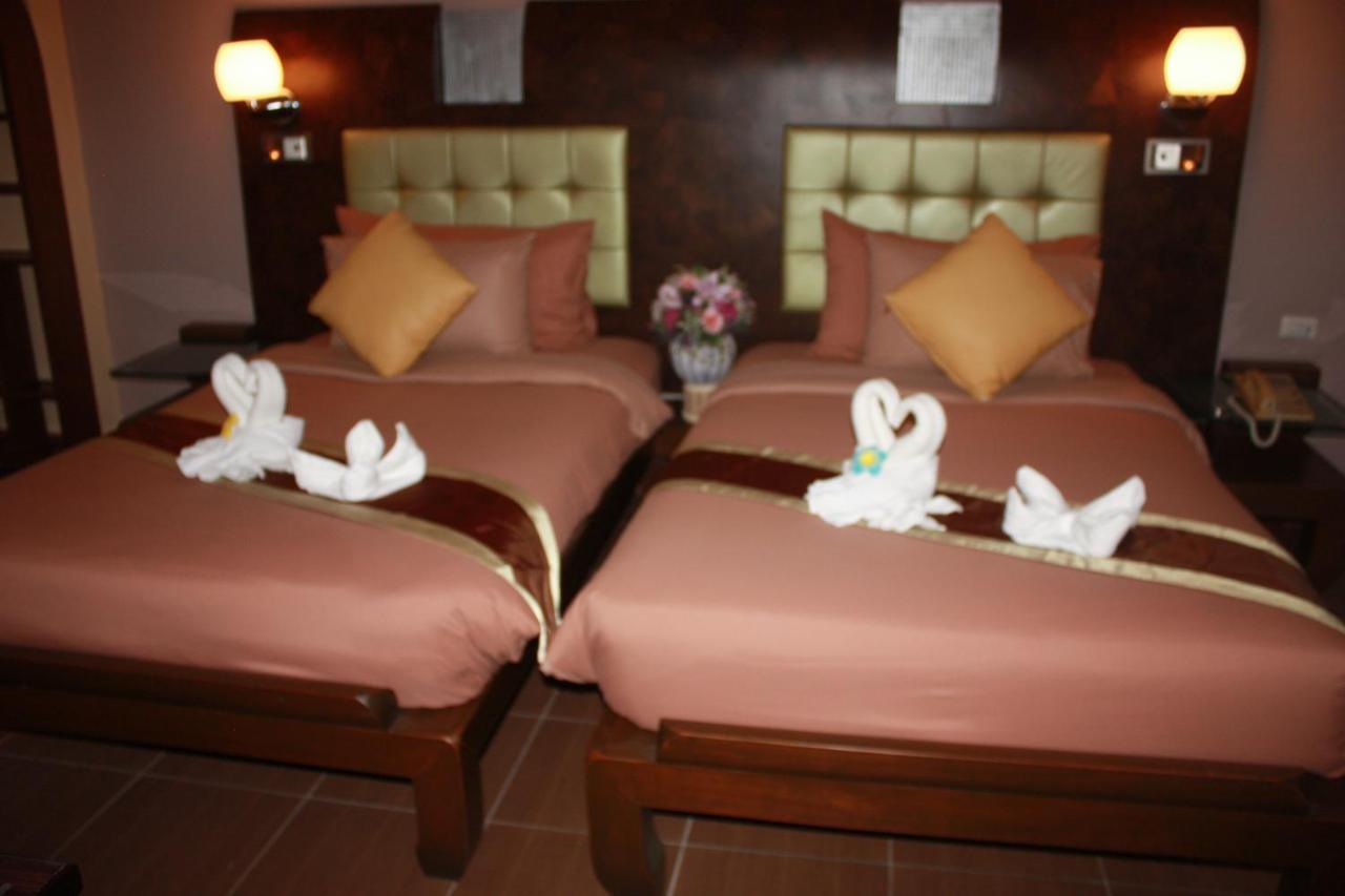Hotel Spm Residencia Si Racha Exterior foto
