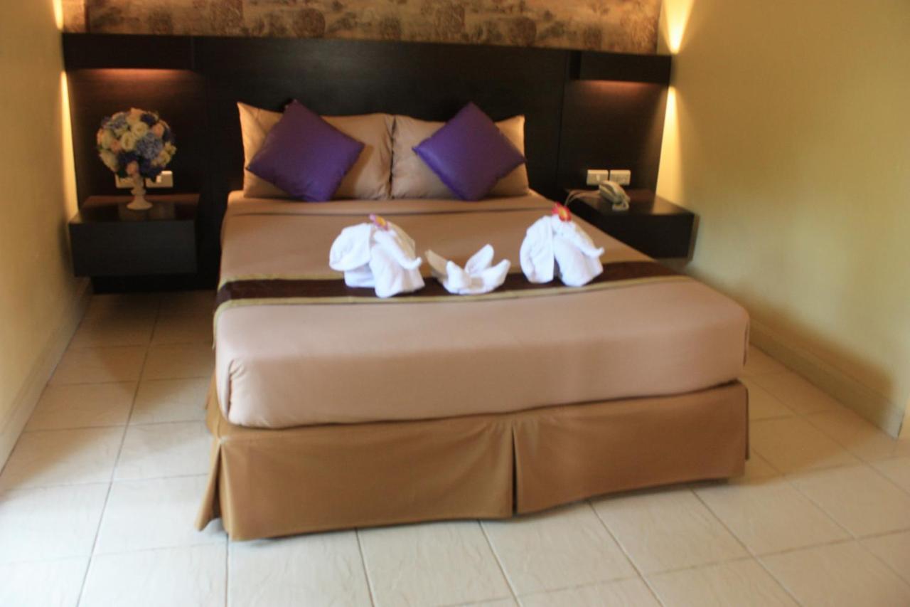 Hotel Spm Residencia Si Racha Exterior foto