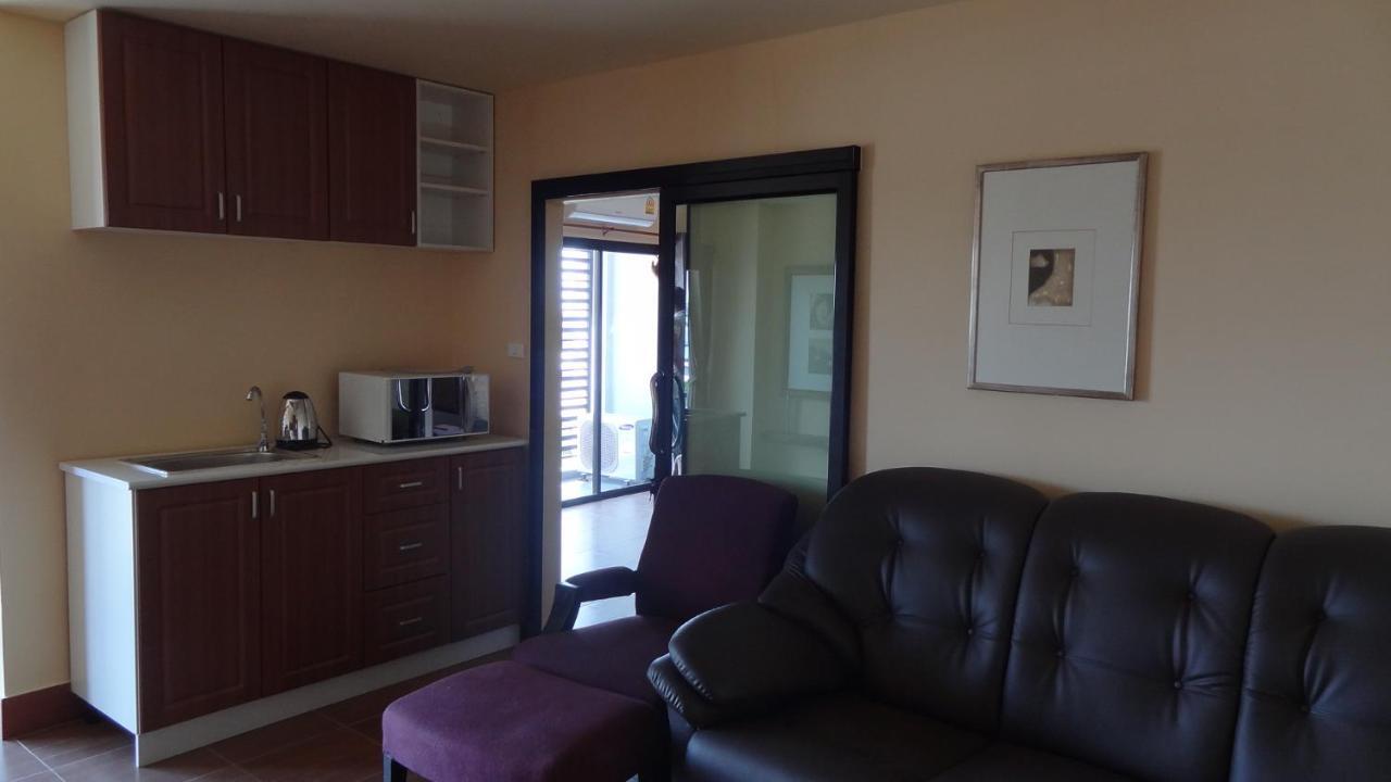 Hotel Spm Residencia Si Racha Exterior foto